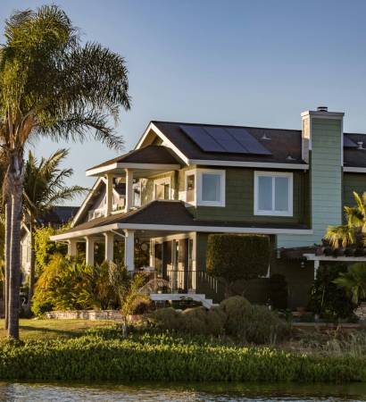 pexels-robertkso-12284244